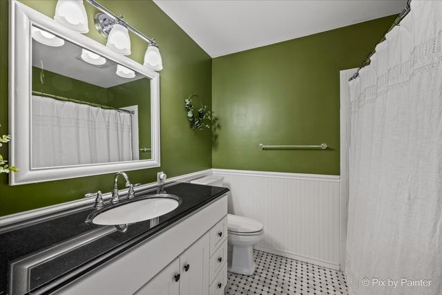 1441 E Joan Drive, Palatine, IL 60074