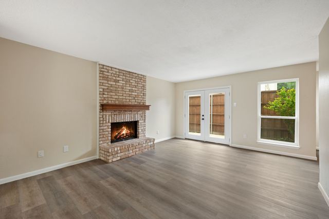 2671 Via Del Mar, Carrollton, TX 75006
