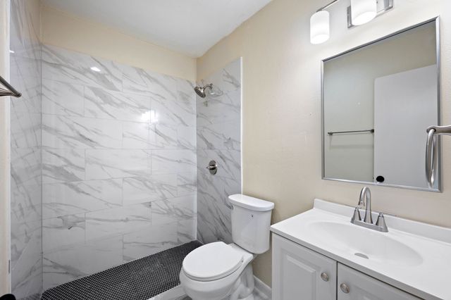 2671 Via Del Mar, Carrollton, TX 75006
