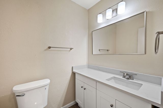 2671 Via Del Mar, Carrollton, TX 75006