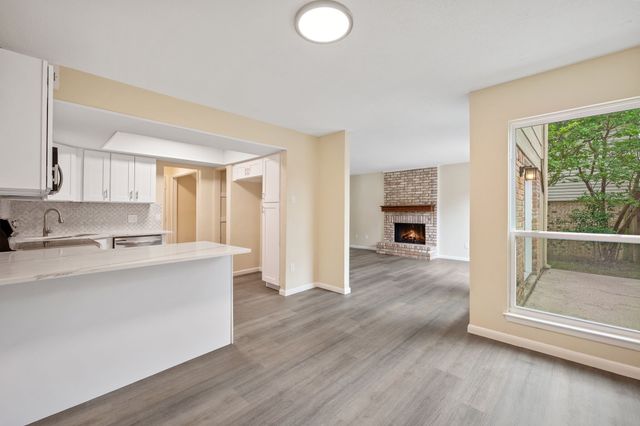 2671 Via Del Mar, Carrollton, TX 75006