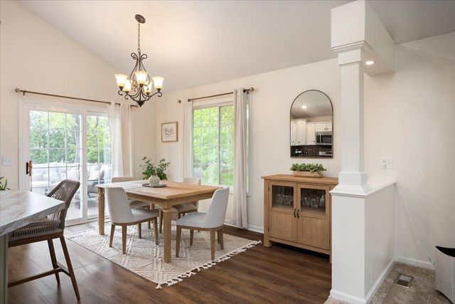 1802 Cedar Tree Drive, Jenison, MI 49428