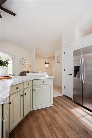 1802 Cedar Tree Drive, Jenison, MI 49428