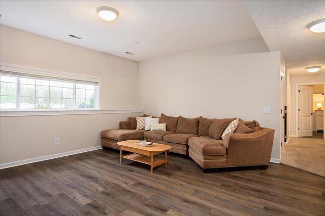 1802 Cedar Tree Drive, Jenison, MI 49428