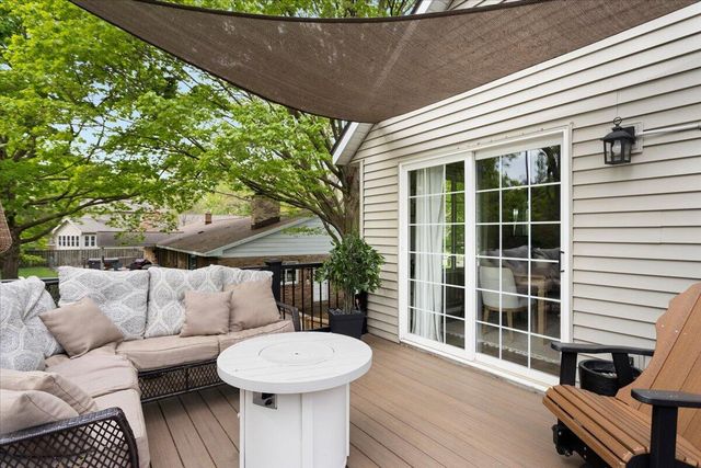 1802 Cedar Tree Drive, Jenison, MI 49428