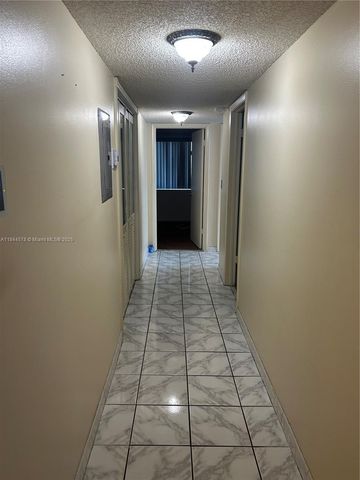 1940 NW 119th St 803, Miami, FL 33167