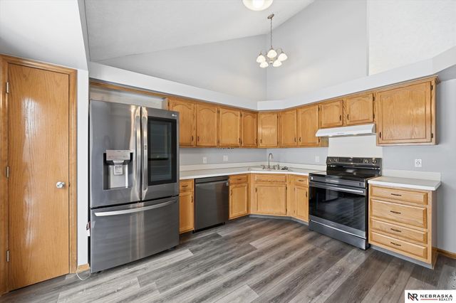 2918 N 153 Avenue, Omaha, NE 68116