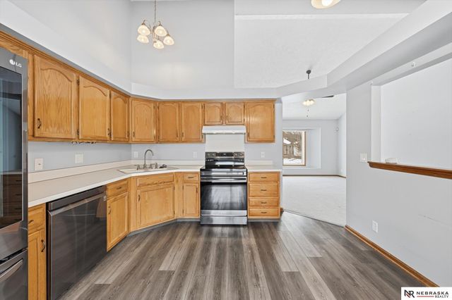 2918 N 153 Avenue, Omaha, NE 68116