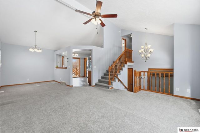 2918 N 153 Avenue, Omaha, NE 68116