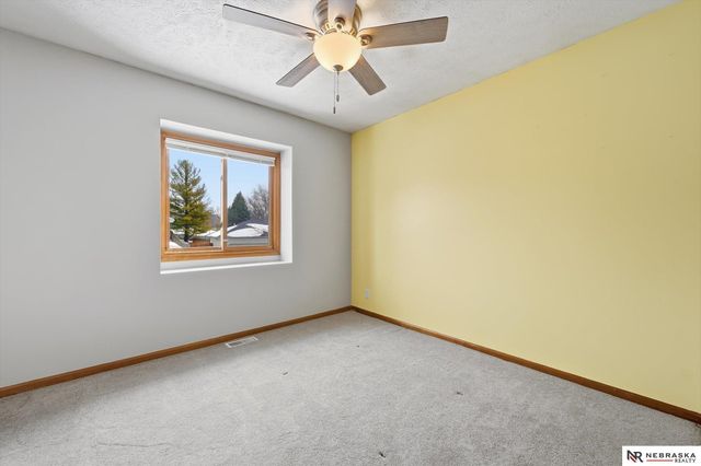 2918 N 153 Avenue, Omaha, NE 68116