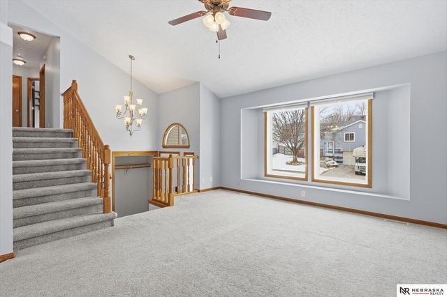 2918 N 153 Avenue, Omaha, NE 68116