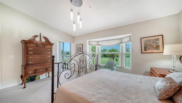 9641 CASTLE POINT DRIVE 1226, Sarasota, FL 34238