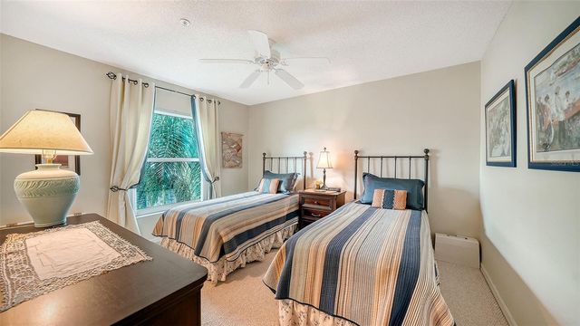 9641 CASTLE POINT DRIVE 1226, Sarasota, FL 34238