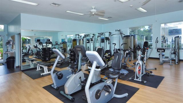 9641 CASTLE POINT DRIVE 1226, Sarasota, FL 34238