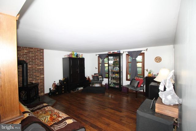 2034 SANDTOWN RD, Felton, DE 19943