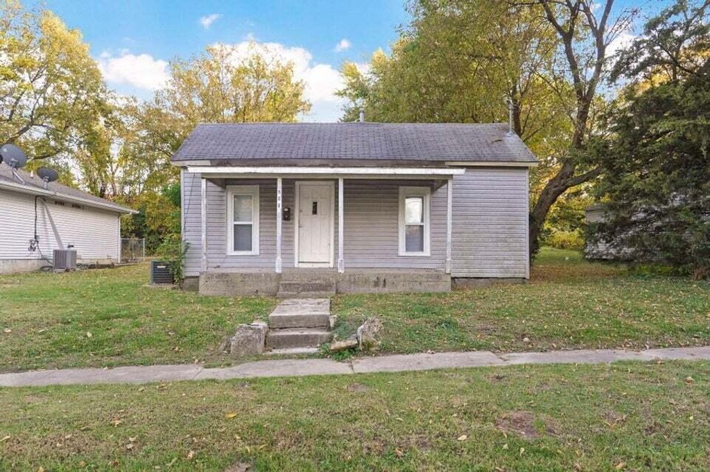 906 E Garfield Street, Springfield, MO 65803