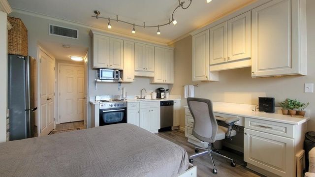 214 Miracle Strip Parkway B312, Fort Walton Beach, FL 32548