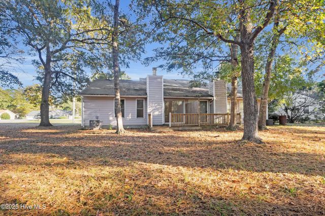 1611 Racetrack Road, New Bern, NC 28562