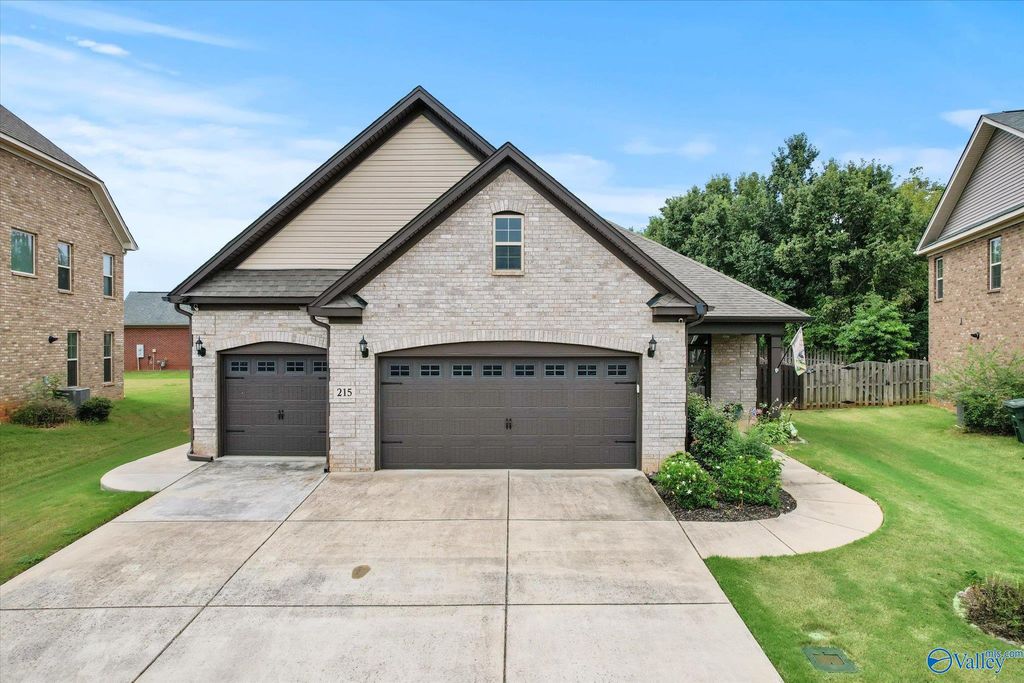 215 Skehan Street SW, Huntsville, AL 35824