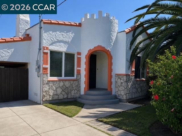 251 E 17th Street, Pittsburg, CA 94565