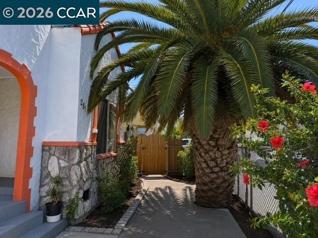 251 E 17th Street, Pittsburg, CA 94565