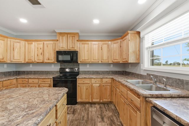 280 County Road 1304, Bridgeport, TX 76426