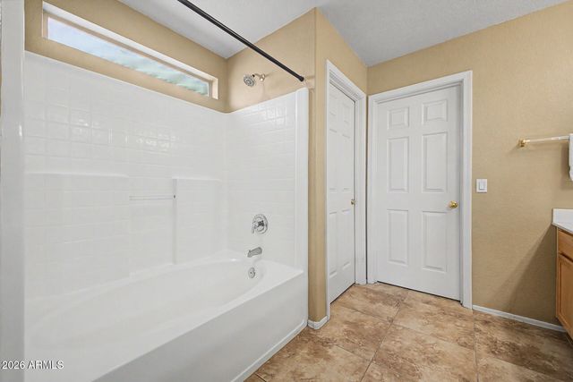 6916 W JUNIPER Avenue, Peoria, AZ 85382