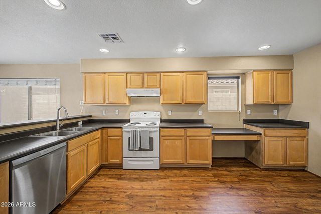 6916 W JUNIPER Avenue, Peoria, AZ 85382