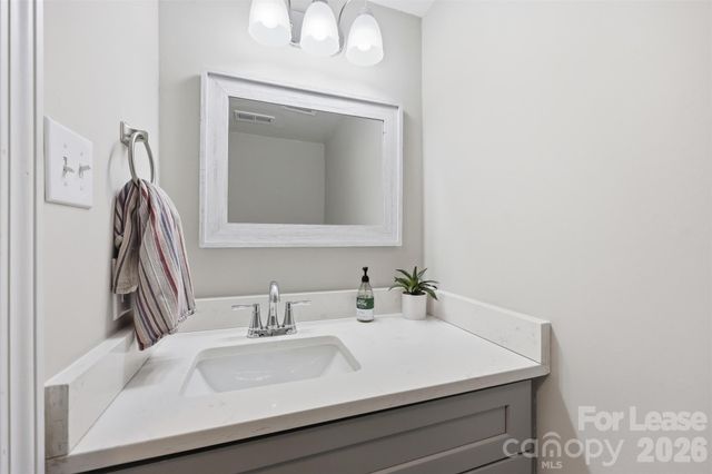 8001 Regent Park Lane, Charlotte, NC 28210