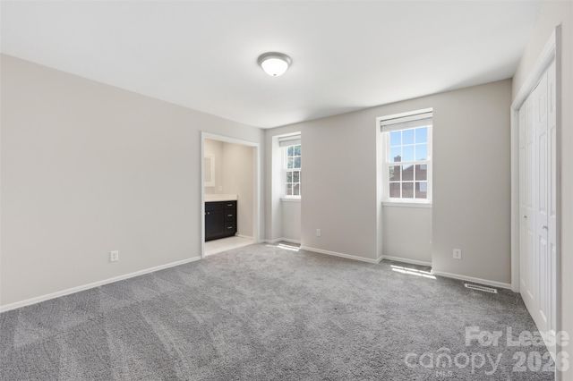 8001 Regent Park Lane, Charlotte, NC 28210