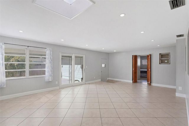 11570 60TH TERRACE, Seminole, FL 33772