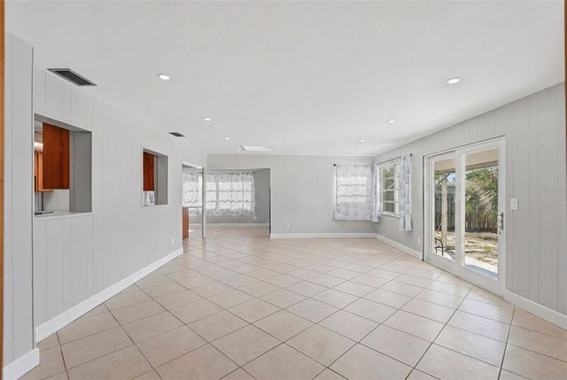 11570 60TH TERRACE, Seminole, FL 33772