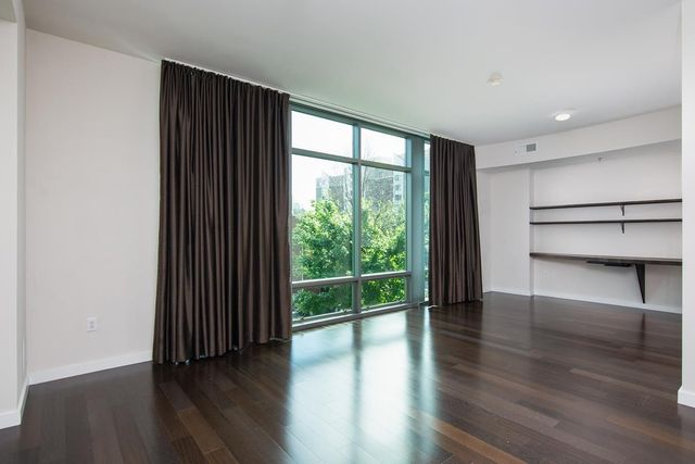 1920 Adelicia St Apt 302, Nashville, TN 37212