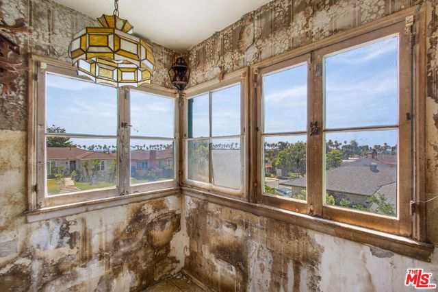 4913 Presidio Drive, View Park, CA 90043
