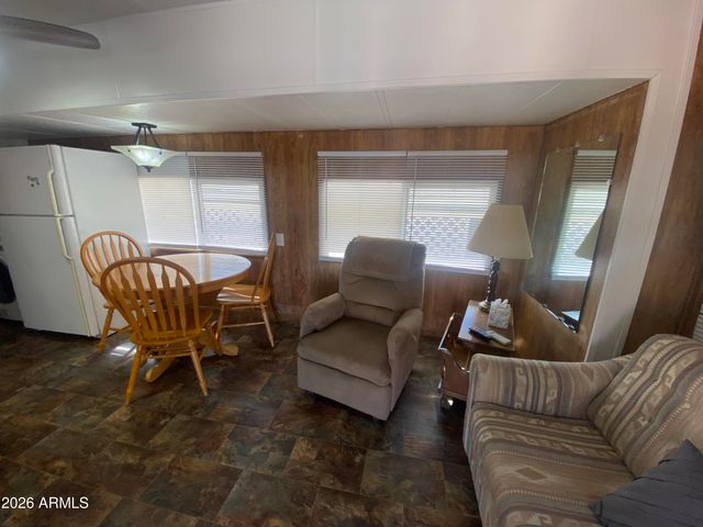 1001 S KIOWA Circle, Apache Junction, AZ 85119