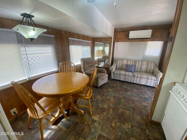 1001 S KIOWA Circle, Apache Junction, AZ 85119