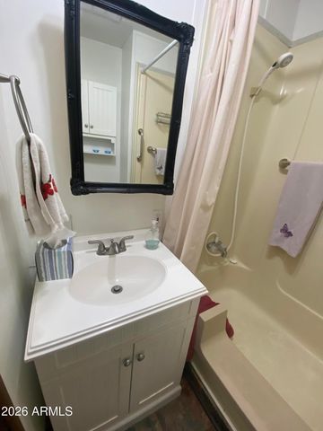 1001 S KIOWA Circle, Apache Junction, AZ 85119