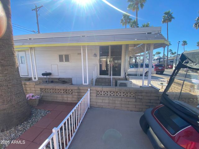 1001 S KIOWA Circle, Apache Junction, AZ 85119