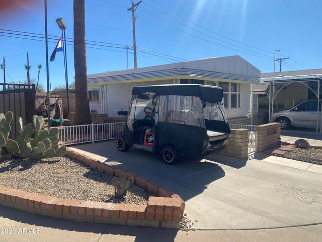 1001 S KIOWA Circle, Apache Junction, AZ 85119