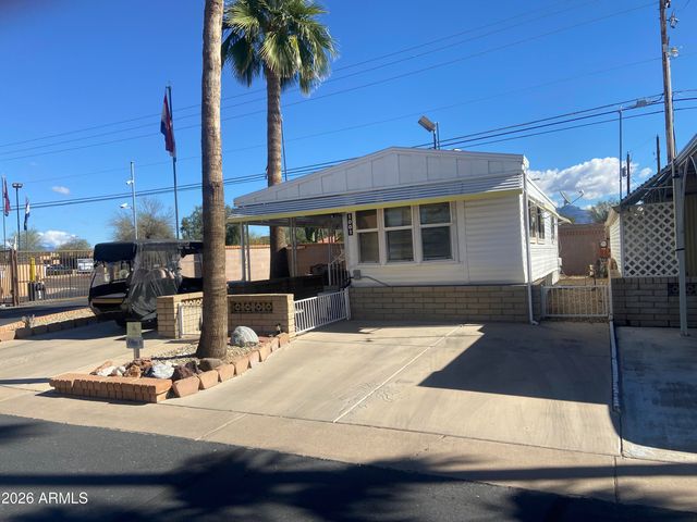 1001 S KIOWA Circle, Apache Junction, AZ 85119