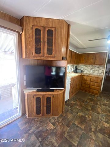 1001 S KIOWA Circle, Apache Junction, AZ 85119