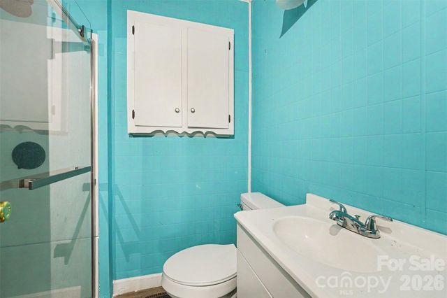 517 N Carolina Avenue, Maiden, NC 28650