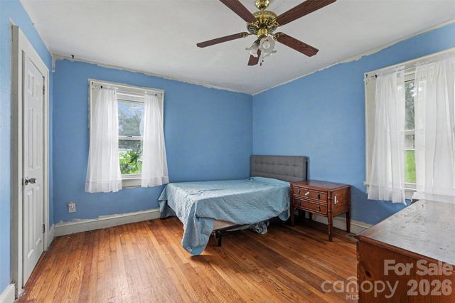 517 N Carolina Avenue, Maiden, NC 28650
