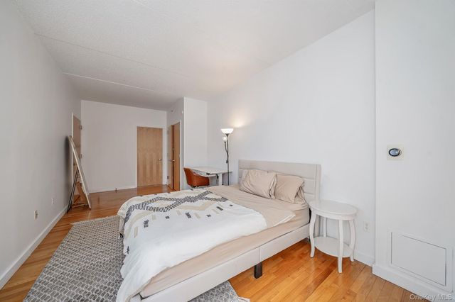 475 Sterling Place 2J, Brooklyn, NY 11238