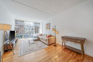 475 Sterling Place 2J, Brooklyn, NY 11238