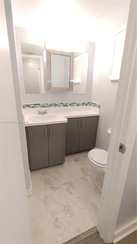 1201 NE 191st St G306, Miami, FL 33179