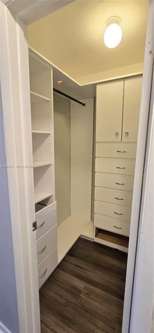 1201 NE 191st St G306, Miami, FL 33179