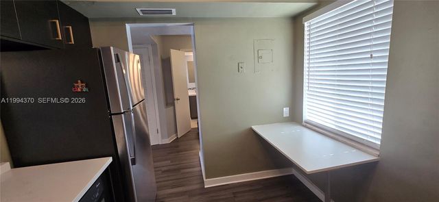 1201 NE 191st St G306, Miami, FL 33179