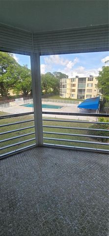 1201 NE 191st St G306, Miami, FL 33179