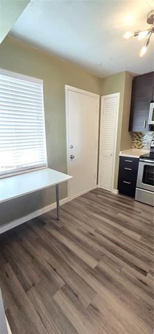 1201 NE 191st St G306, Miami, FL 33179